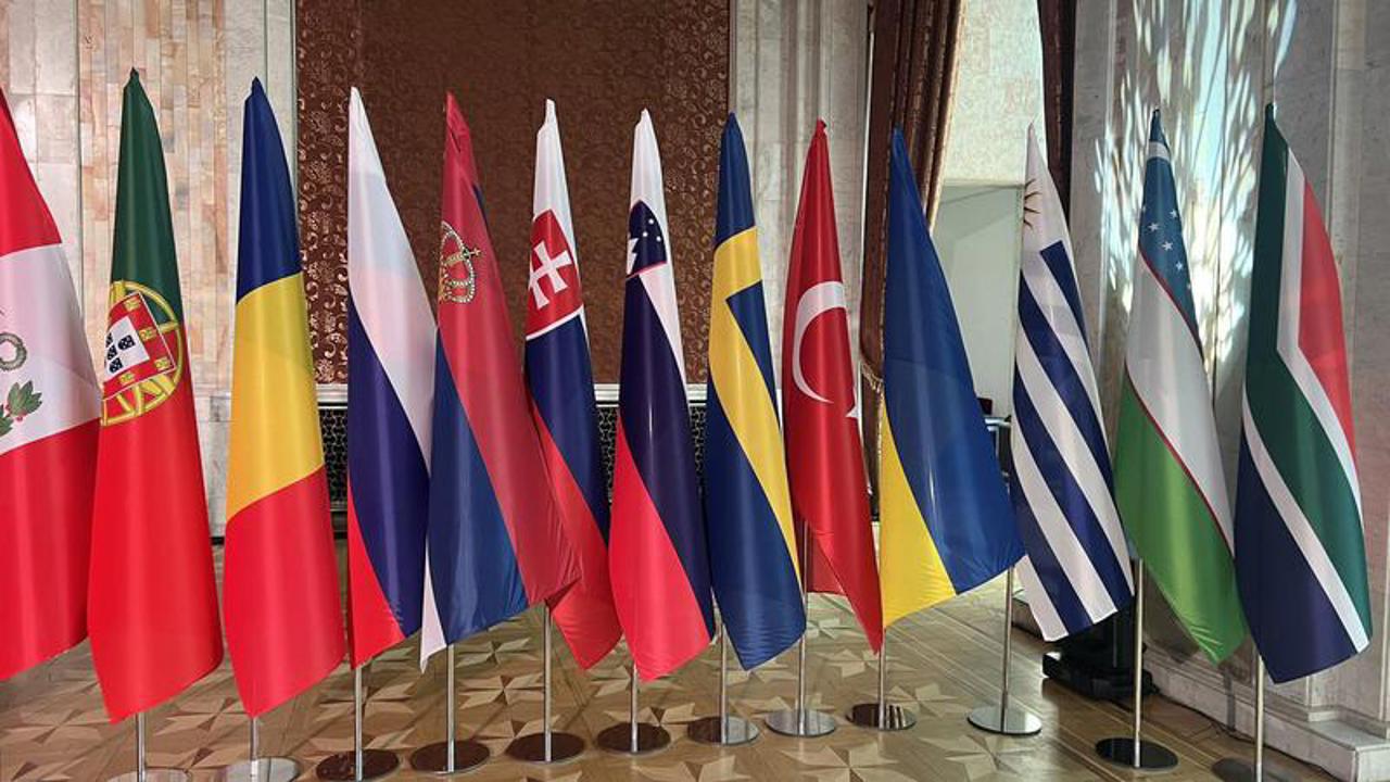 Igor Grosu: A fost o greșeală amplasarea drapelelor Ucrainei și Rusiei la Congresul Internațional al Viei și Vinului