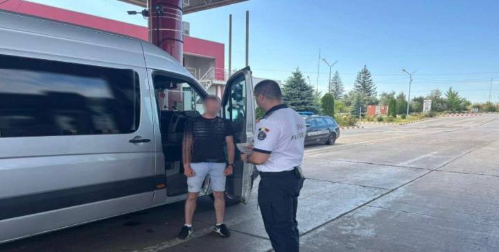 Un moldovean a fost reținut la punctul de frecere a frontierei Stânca. Era urmărit internațional pentru omor