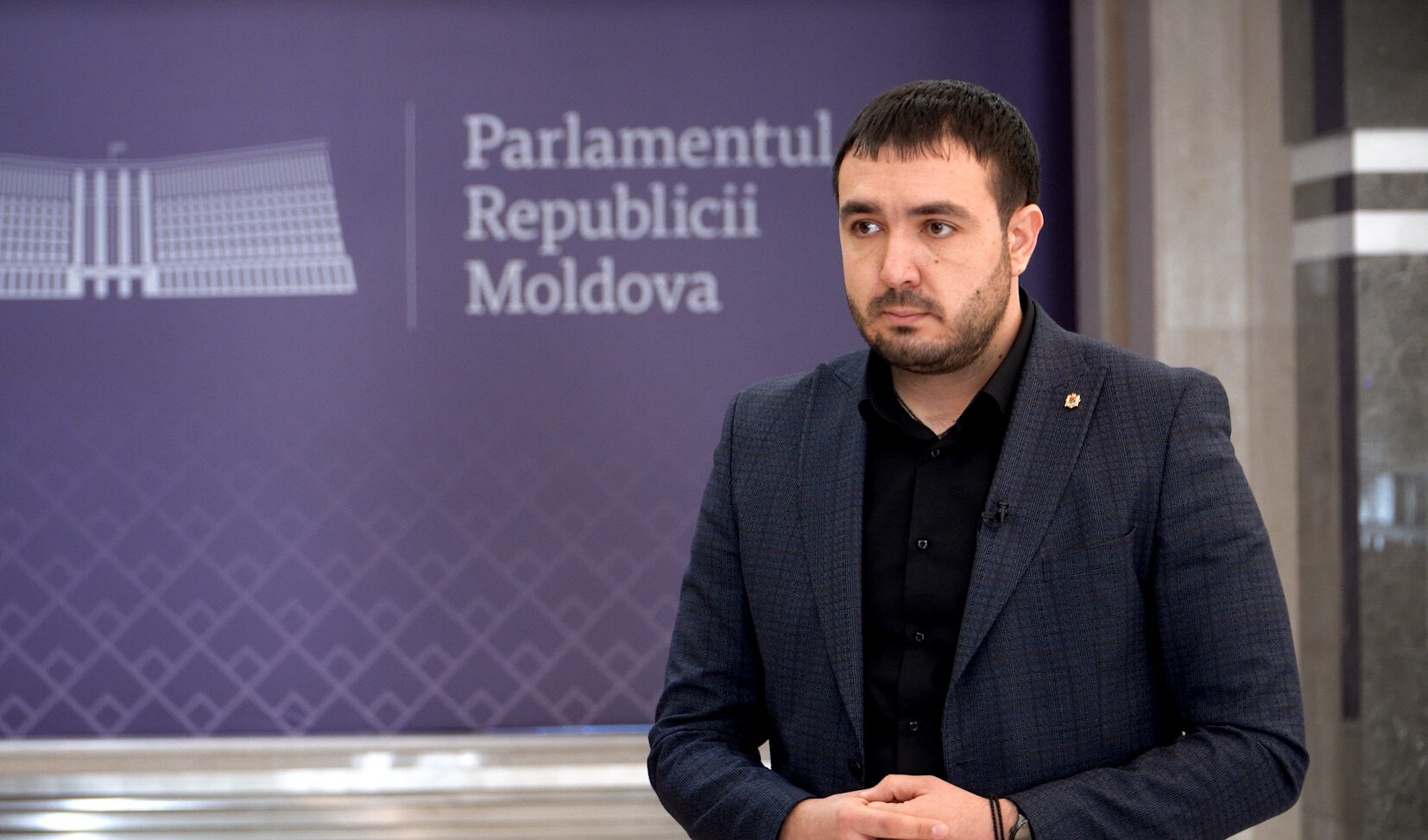Deputatul Alexandr Suhodolski, lăsat fără salariu din cauza absențelor nemotivate