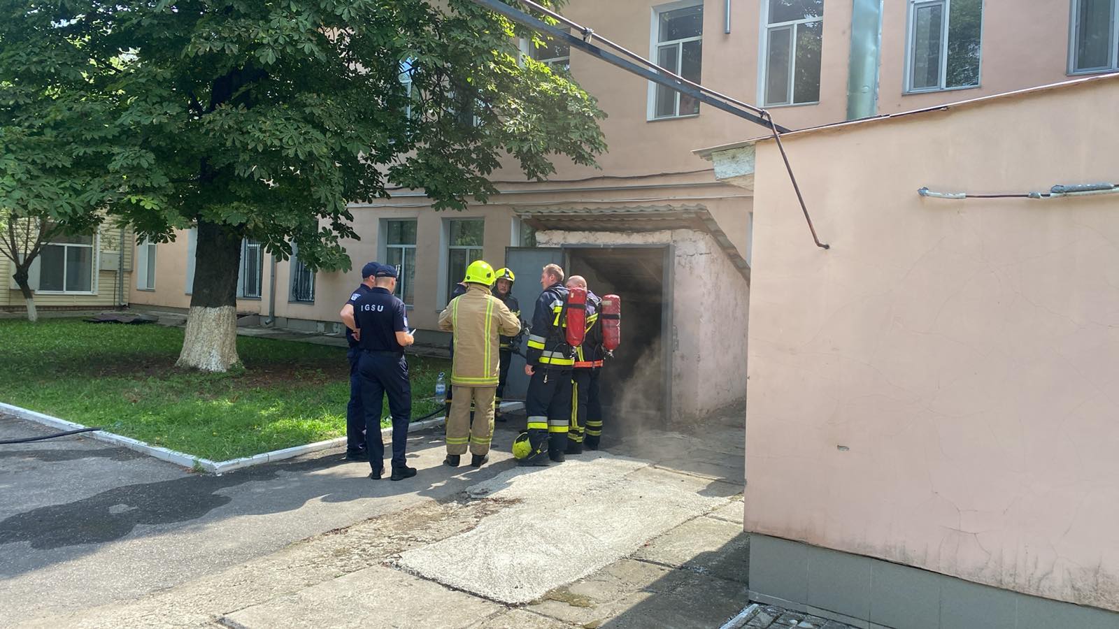 Incendiu la Spitalul Raional Ungheni: 57 de persoane au fost evacuate