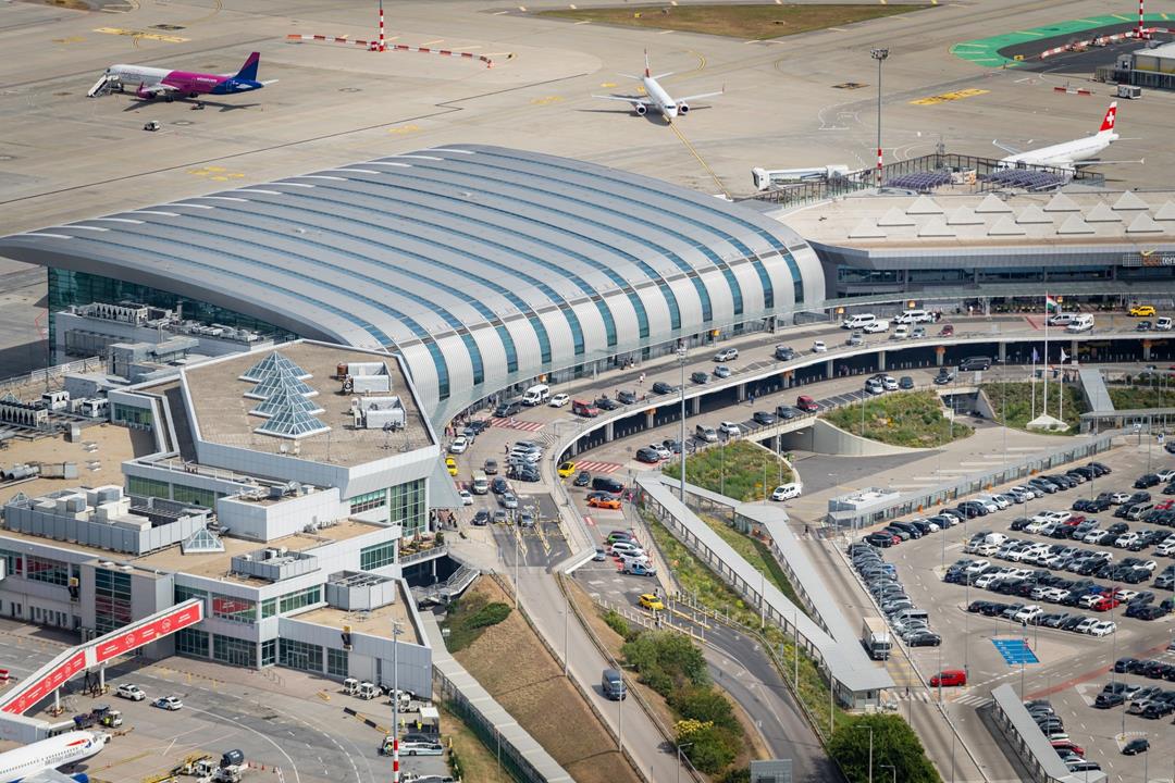 Aeroportul din Budapesta, paralizat temporar din cauza unei furtuni puternice