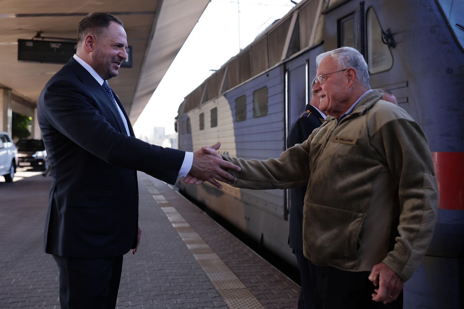 Emisarul special al SUA pentru Ucraina a ajuns la Kiev. Americanii promit mai mult sprijin militar