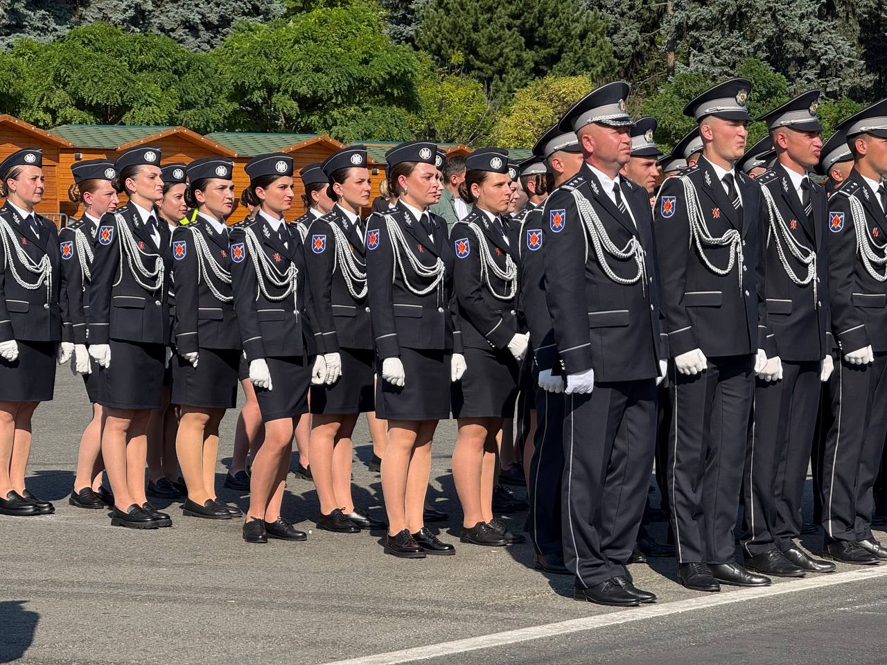 Absolvenții Academiei de Poliție și-au primit diplomele și sunt gata să servească Ministerului de Interne