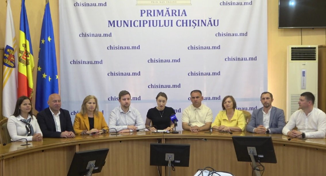 PAS acuză blocaj intenționat al bugetului Chișinăului. Ceban: „ Ei fac doar show politic”