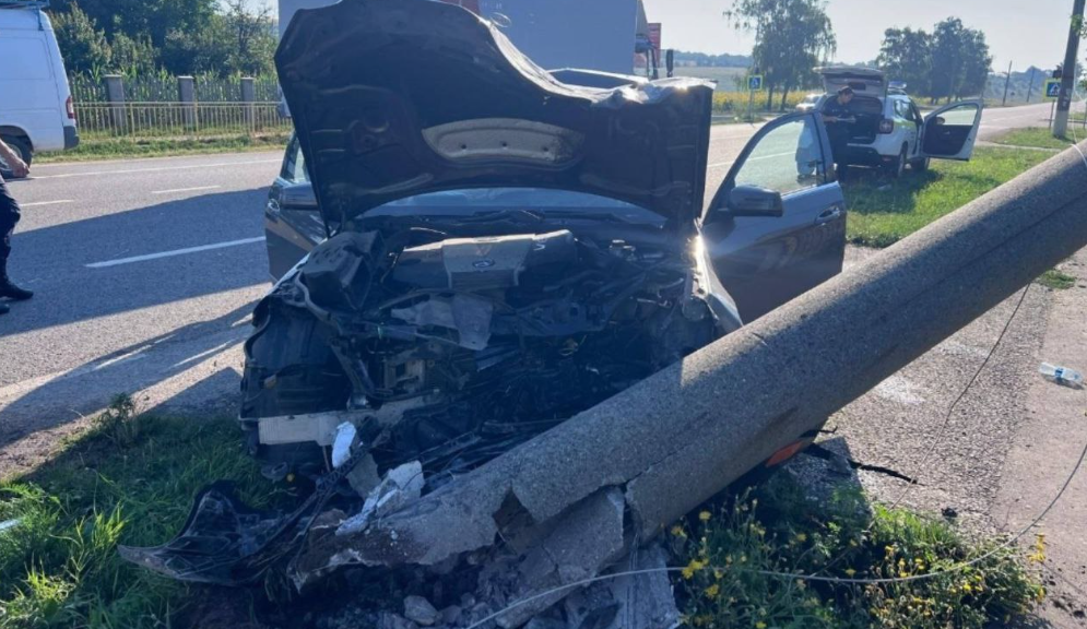 FOTO Accident grav în raionul Sîngerei. O fetiță de doar două luni a ajuns la spital