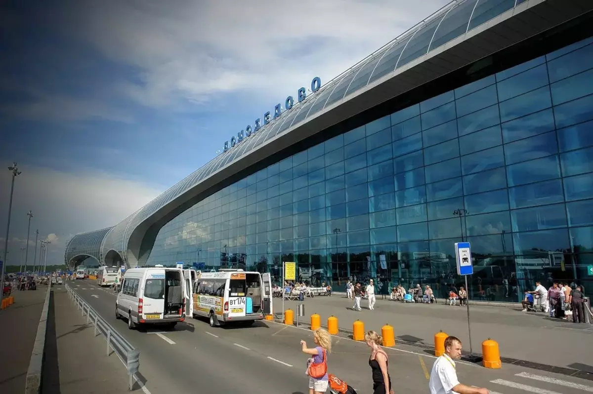 Haos pe aeroporturile din Rusia: Compania aeriană de stat a anulat zeci de zboruri