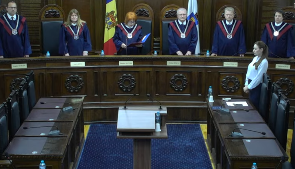 Curtea Constituțională a decis: Amendamentele la legea amnistiei, neconstituționale