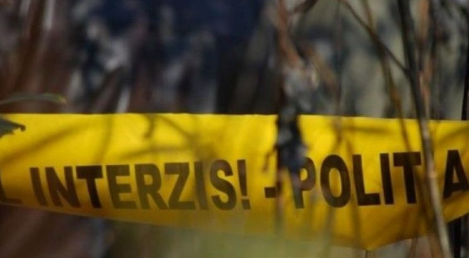Descoperire macabră. Un tânăr, găsit mort pe un câmp din sudul țării