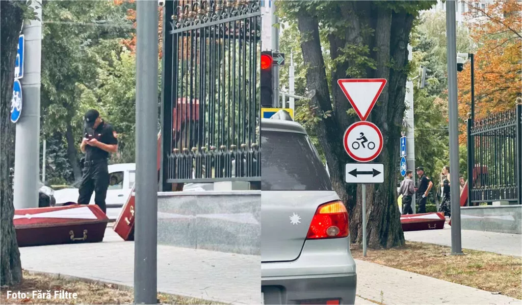 Au adus sicrie în fața Președinției. Cinci persoane, reținute. Ce explicații le-au dat polițiștilor AUDIO