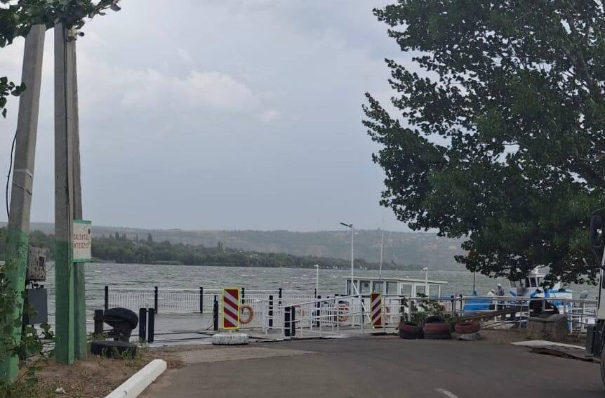 Postul vamal „Molovata” și-a suspendat temporar activitatea din cauza vântului puternic