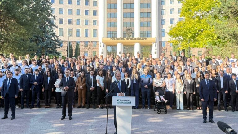 Blocul electoral Alternativa s-a lansat oficial în campania pentru parlamentarele din 28 septembrie