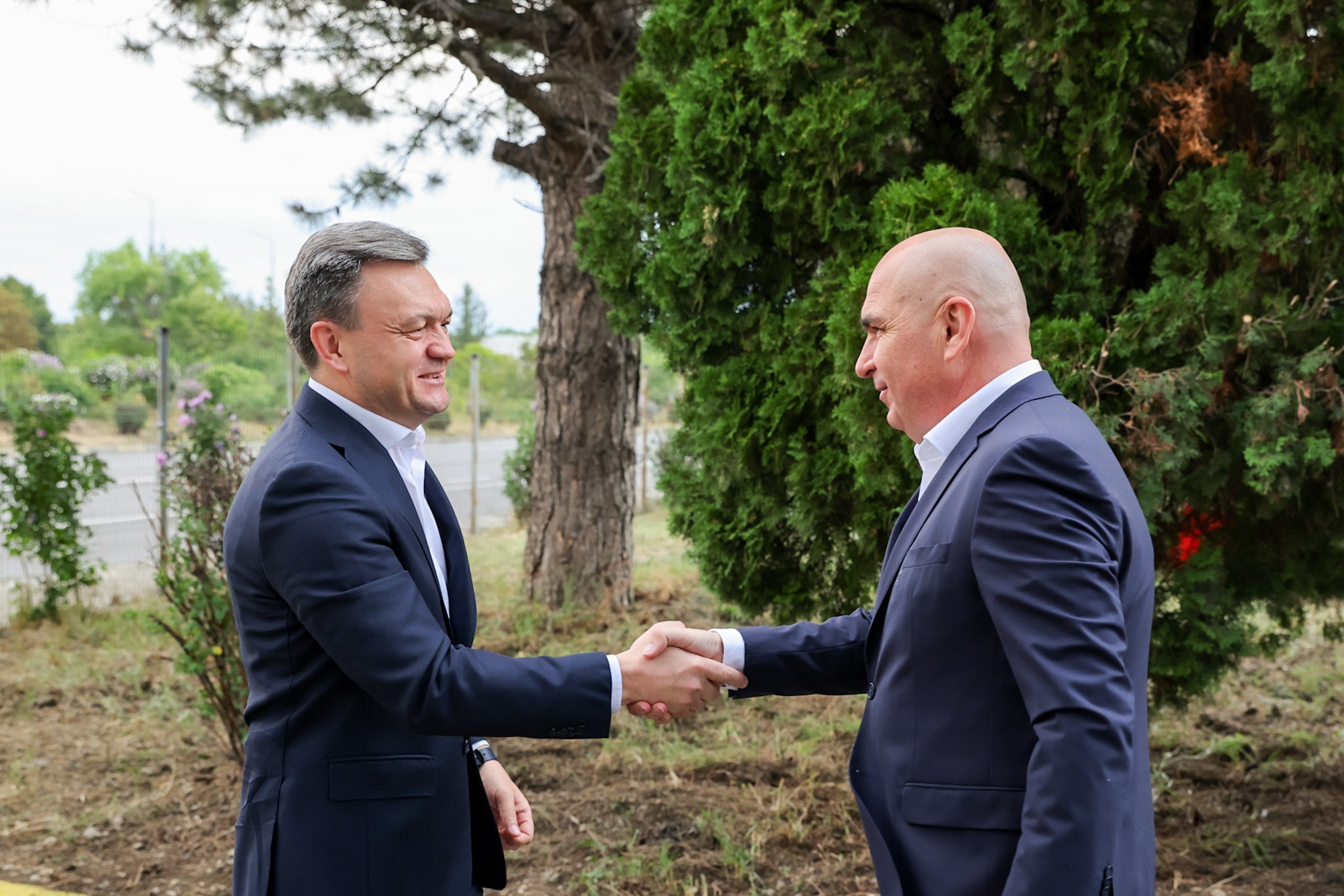 Bolojan și Recean, întrevedere la frontieră: noi măsuri pentru reducerea timpilor de așteptare