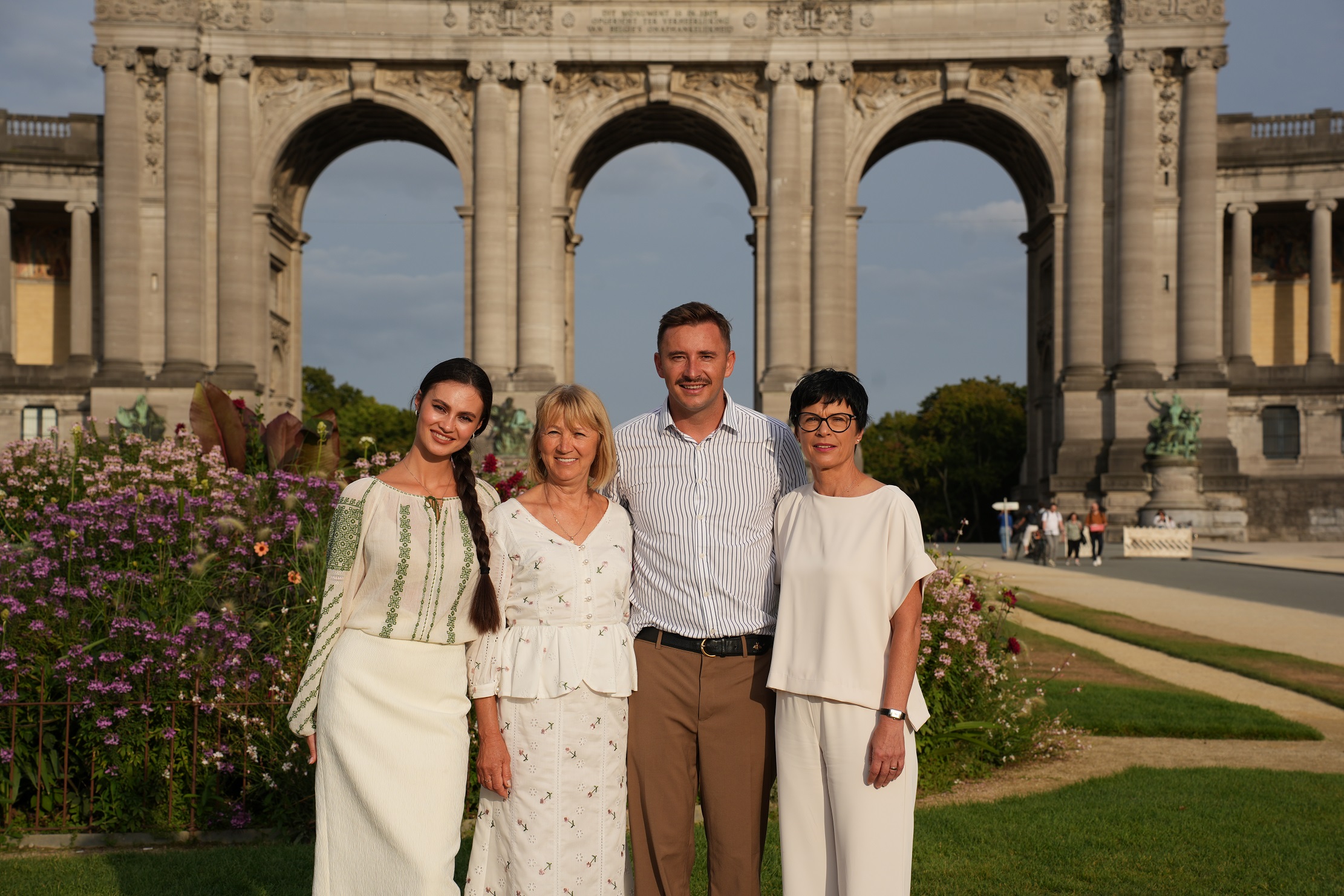 FOTO Marta Kos a sărbătorit Ziua Independenței Republicii Moldova la Bruxelles alături de Emilian Crețu și familia sa