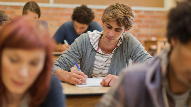 SUA au revocat peste 6.000 de vize pentru studenții străini