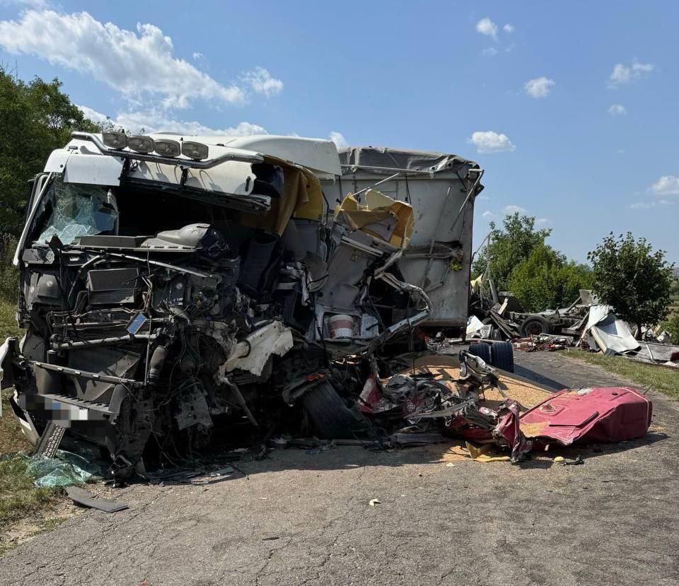 Tragedie la Telenești: Un salvator al IGSU și-a pierdut viața într-un grav accident rutier