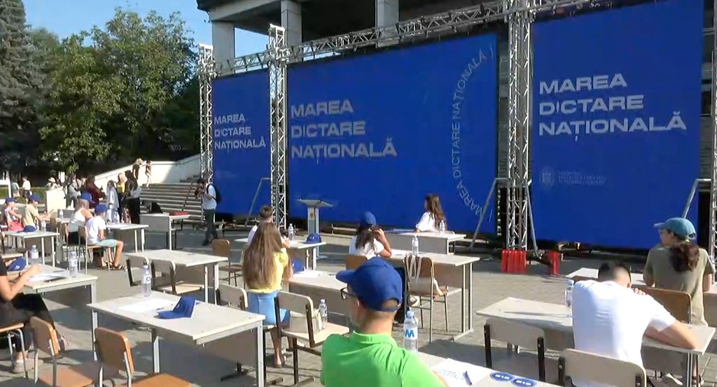 Cetățenii, așteptați la Marea Dictare Națională și în acest an. Detalii despre eveniment