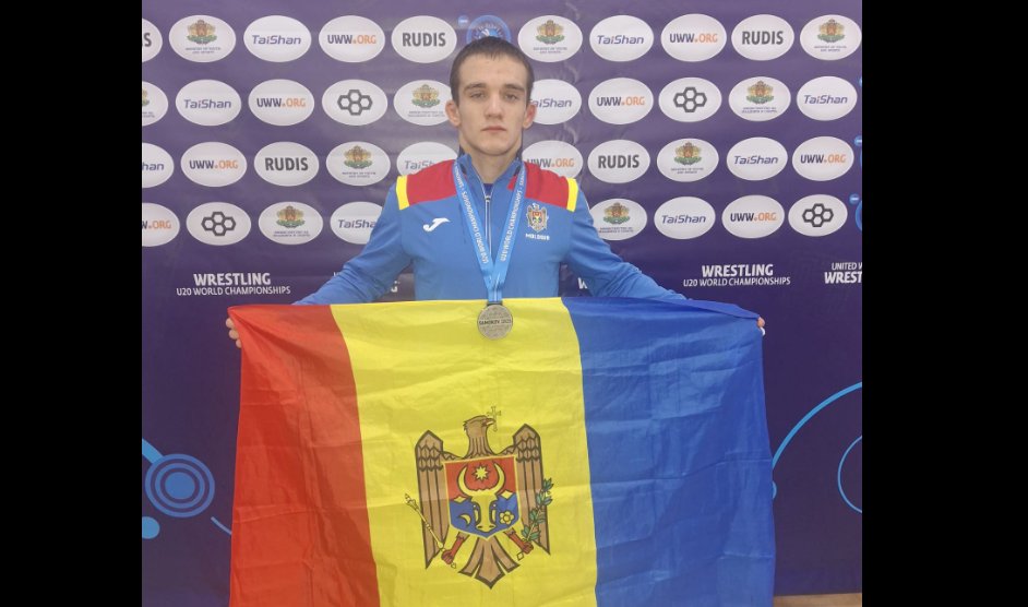 Moldoveanul Alexandru Gaidarlî a cucerit medalia de argint la Campionatul Mondial de lupte