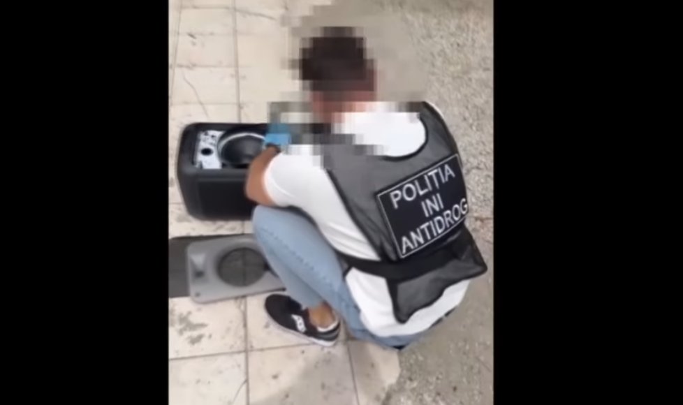 Droguri de peste 2,5 mil. lei, aduse prin contrabandă din Spania în Moldova. Două persoane, arestate