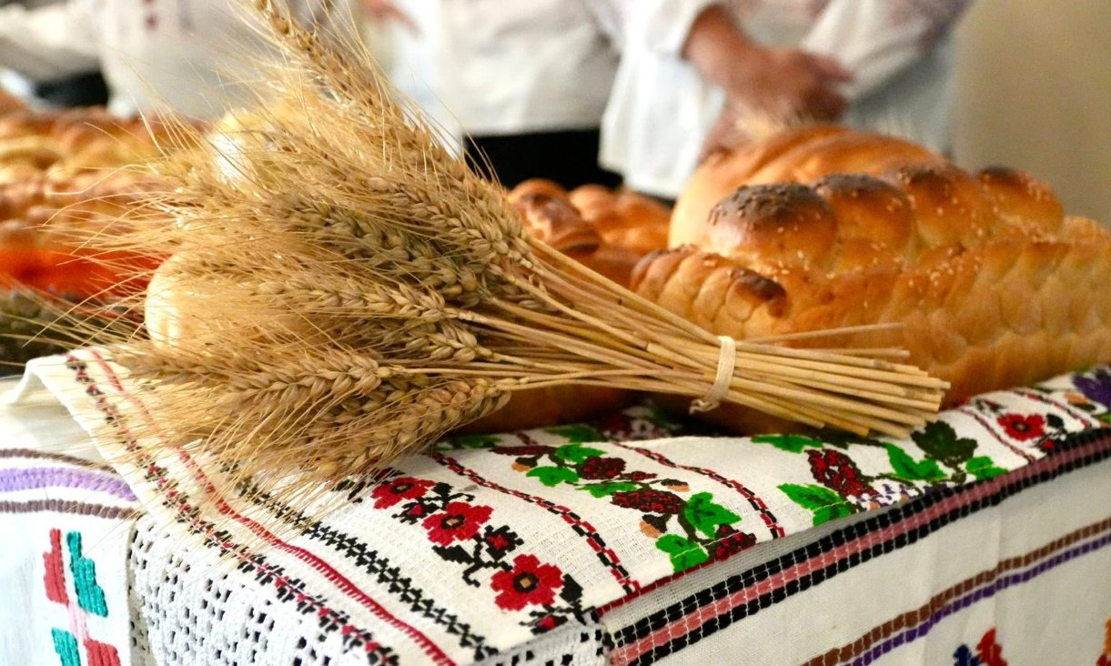 FOTO La Florești a avut loc Festivalul Pâinii. 12 agricultori au primit diplome de onoare