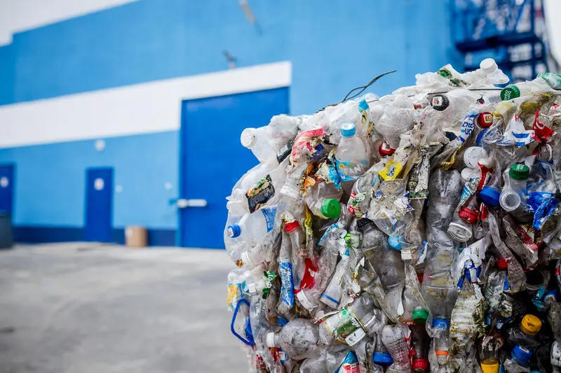 Studiu The Lancet: Plasticul amenință grav sănătatea oamenilor.  Doar 10% din plastic e reciclat