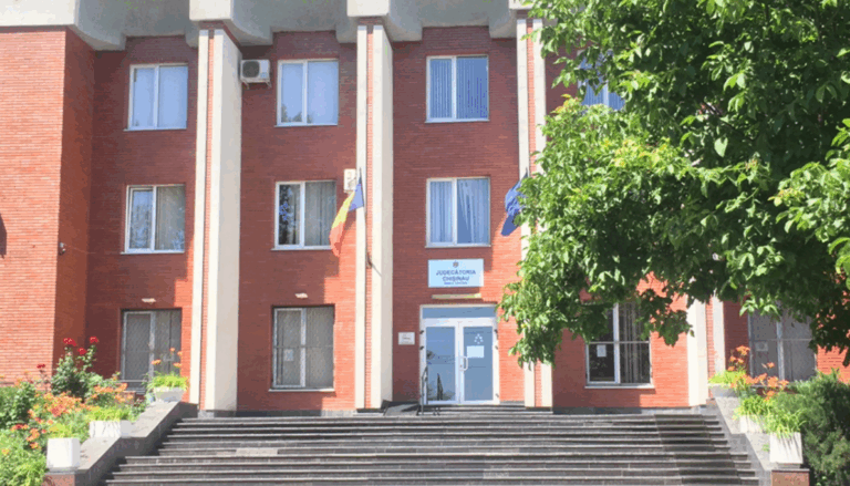 Judecătoria Chișinău condamnă tentativele de presiune asupra judecătorilor: Subminează grav încrederea în justiție