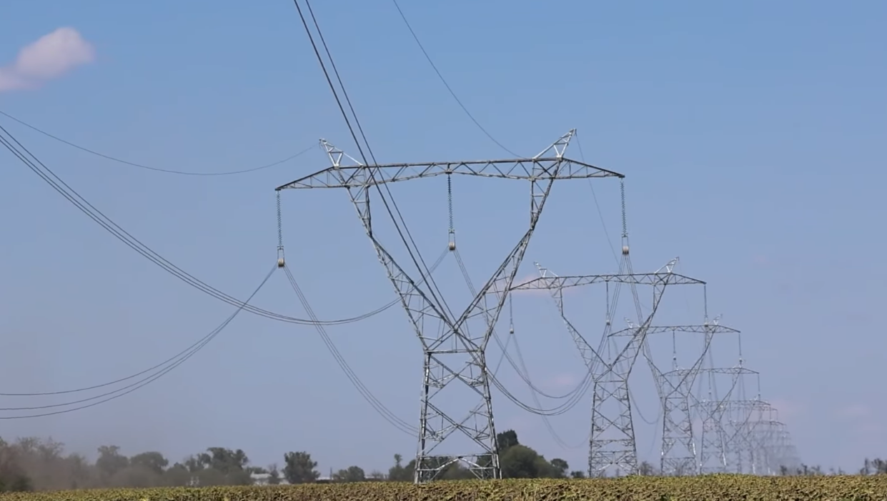 VIDEO Lucrările la linia electrică Vulcănești–Chișinău avansează. Ministerul Energiei a anunțat la ce etapă s-a ajuns