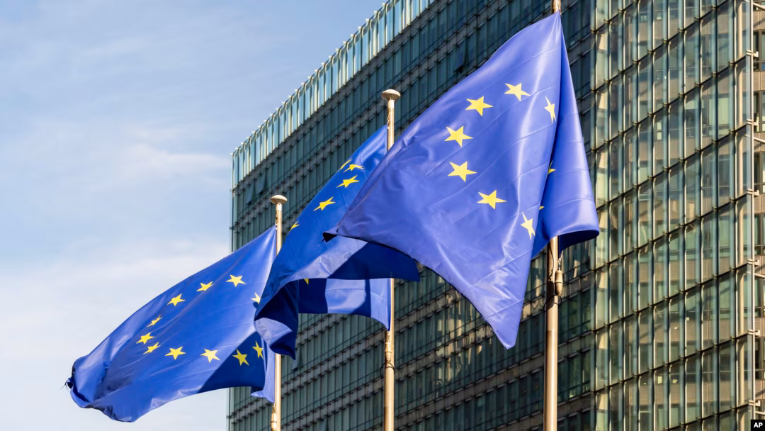 UE l-a convocat pe ambasadorul rus la Bruxelles după atacurile care au avariat birourile sale din Kiev