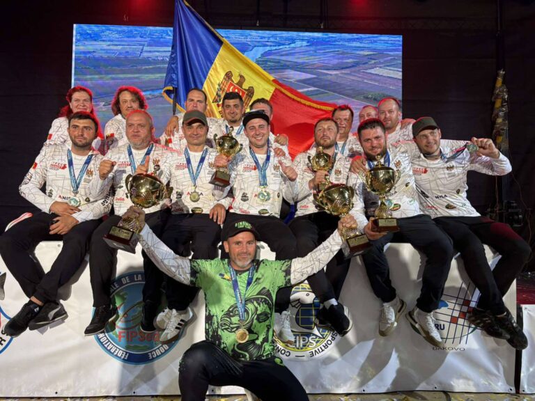Aur pentru Moldova la Campionatul Mondial de Pescuit la Crap. Câte kilograme de pește a prins echipa