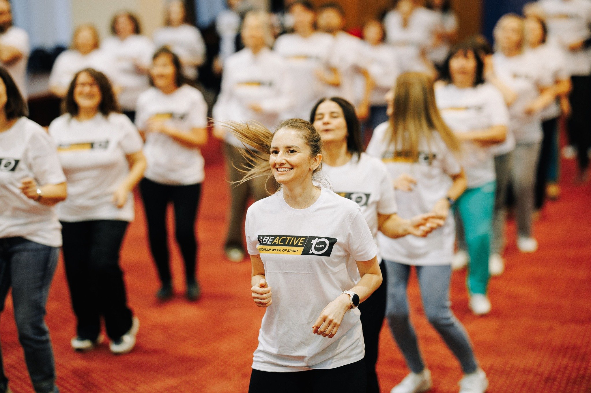 Prima zi a Săptămânii Europene a Sportului, marcată prin Flashmob Gymnastics la Guvern
