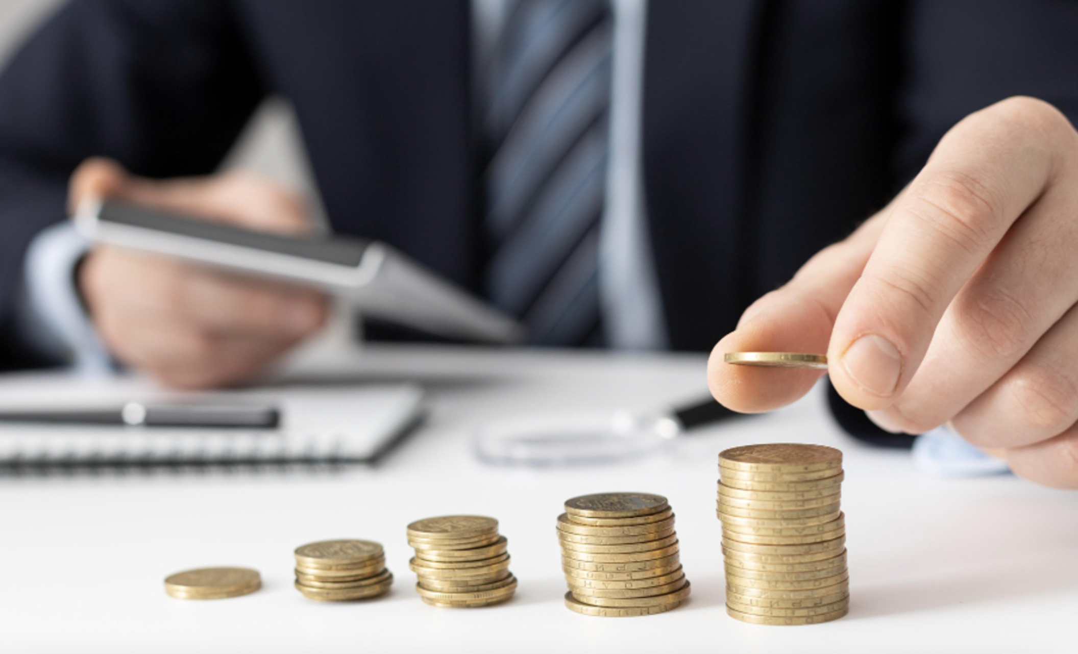 Salariile moldovenilor au crescut cu 10% într-un an, arată datele BNS