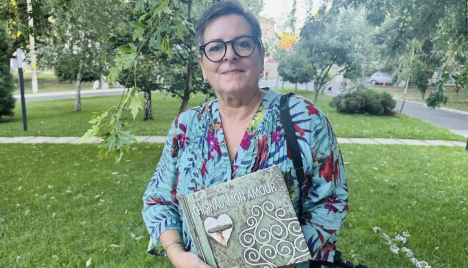 ”Chișinău, mon amour”, album foto lansat de o fostă diplomată franceză