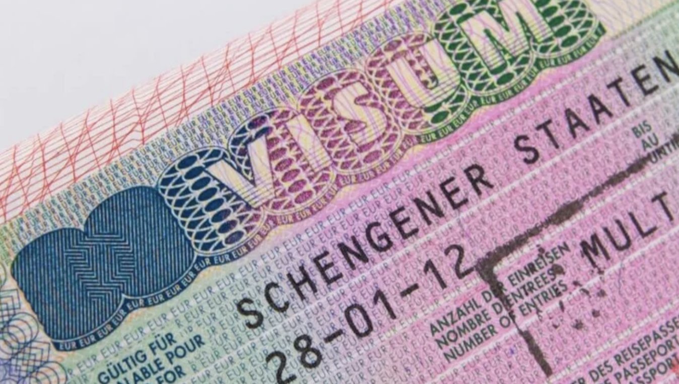 Europa închide ușa: vizele Schengen pentru ruși, tot mai greu de obținut