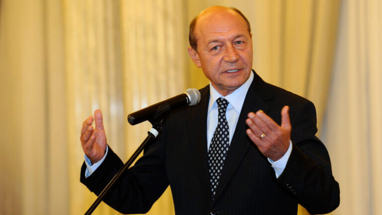 Fostul președinte al României, Traian Băsescu, vrea să redevină cetățean moldovean