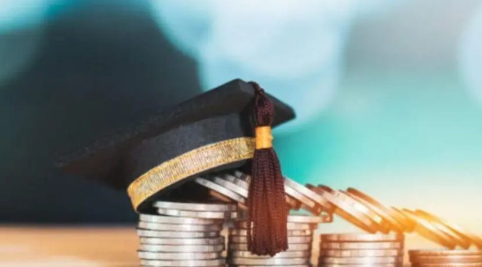 15 studenți din țară vor beneficia de bursa preşedintelui Republicii Moldova pentru anul de studii 2025-2026