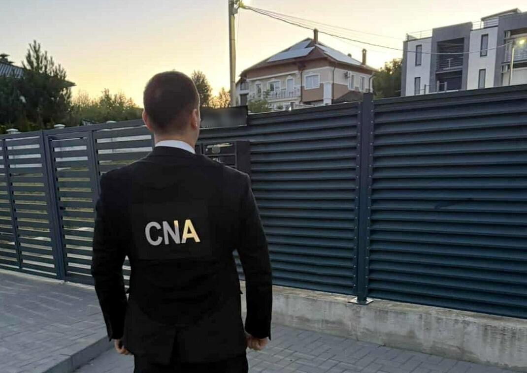 CNA face percheziții în Capitală: Este vizat un grup plătit pentru manipularea opiniei publice în scop politic