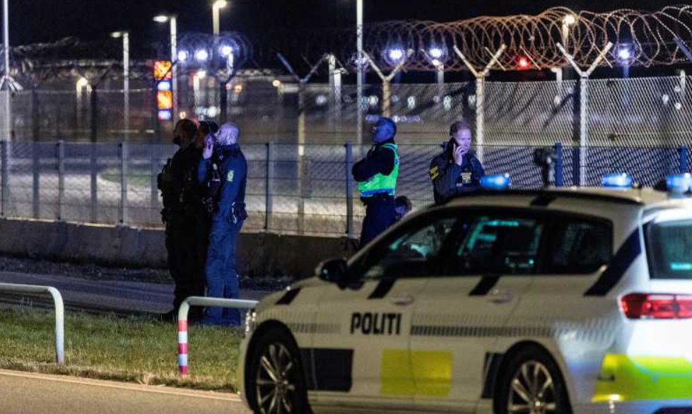 Trafic aerian paralizat la Copenhaga. Mai multe drone neidentificate, observate în spațiul aerian 