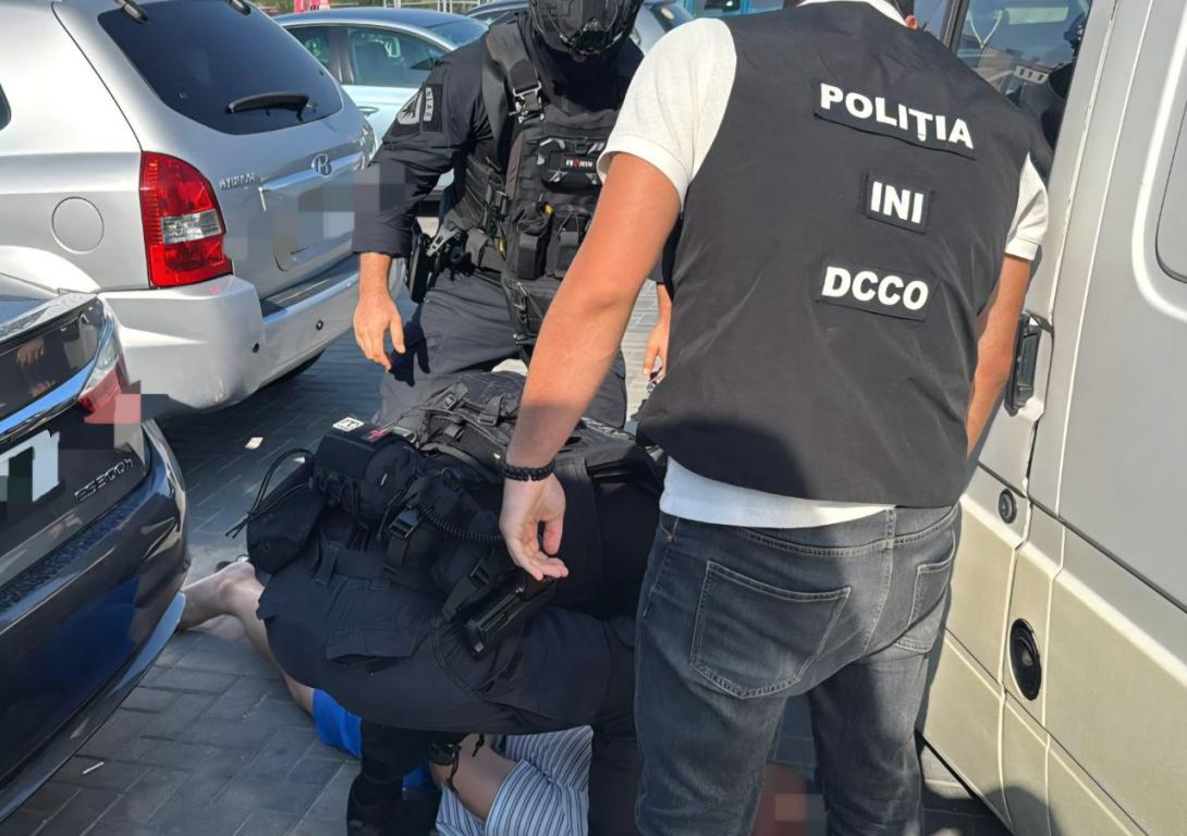 Percheziții și ridicări de bunuri de 2 mil. lei, într-un dosar în privința persoanelor afiliate organizației „Kitaeț”