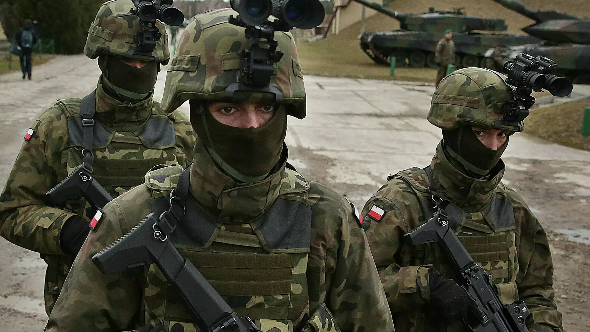 Polonia mobilizează 40.000 de militari la granițele cu Belarus și Rusia, după o incursiune de drone rusești
