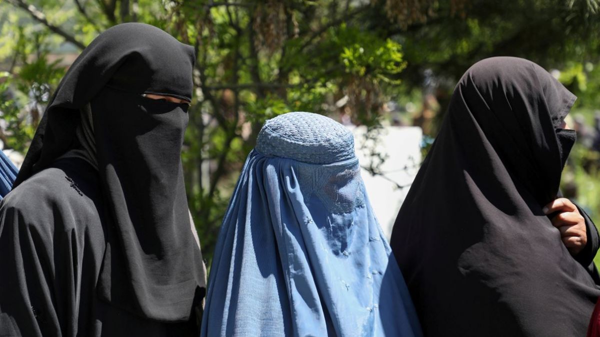 Talibanii au întrerupt toate comunicațiile în Afganistan: Țara a rămas fără internet și telefonie mobilă