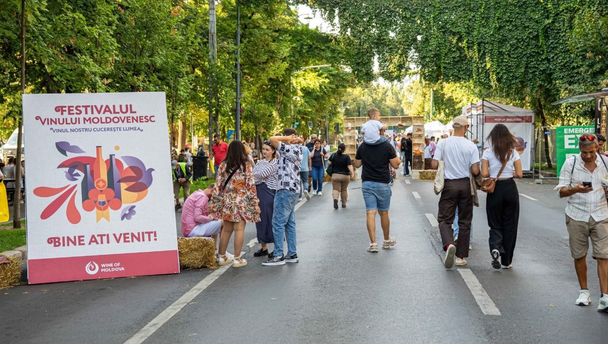Festivalul Vinului Moldovenesc a reunit la București 49 de crame din R. Moldova, care au prezentat peste 300 de vinuri