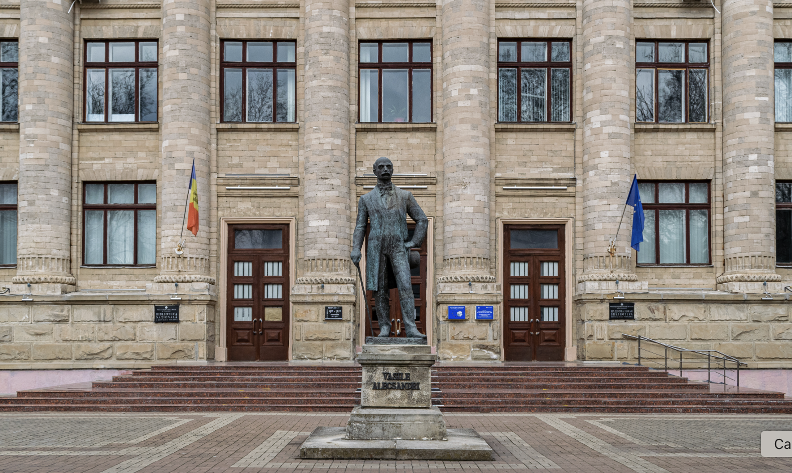 Un milion de pagini din manualele școlare din Republica Moldova și România, digitalizate