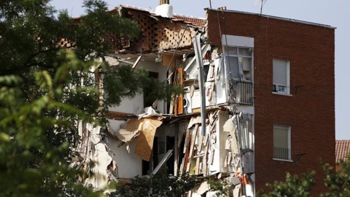 O clădire aflată în renovare s-a prăbușit în centrul Madridului. Patru persoane sunt date dispărute