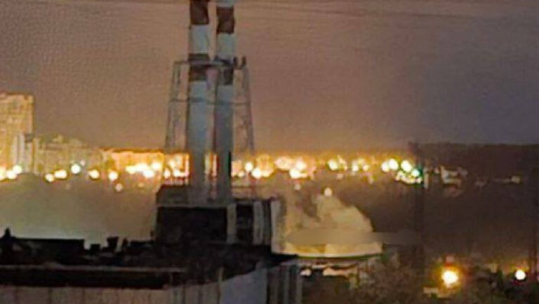 Ucraina a atacat infrastructura energetică a Rusiei: mii de oameni au rămas fără curent