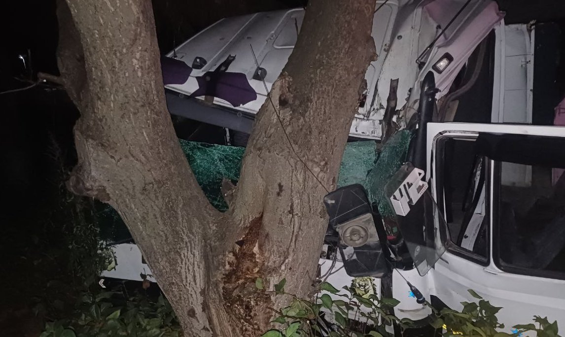 FOTO Accident grav la Briceni. Un bărbat a murit