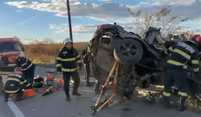VIDEO Accident grav la Iași, cu implicarea unui șofer din Republica Moldova: Două persoane au murit