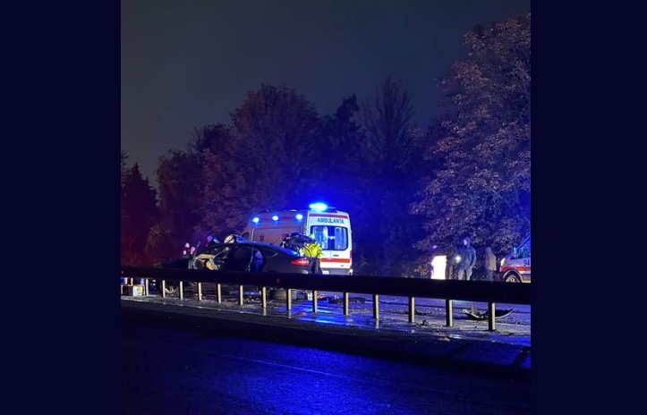 Accident grav în apropiere de Stăuceni, soldat cu 4 victime. O mașină s-a răsturnat