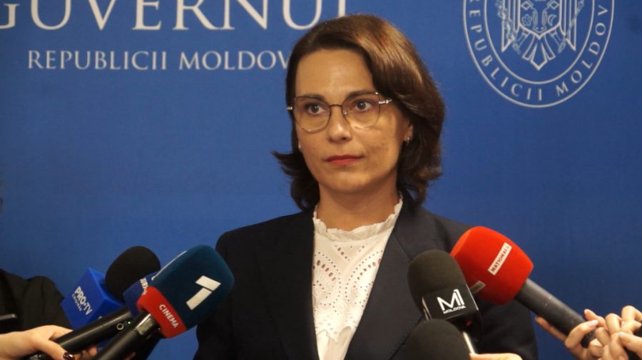 Viorel Cernăuțeanu rămâne la șefia Inspectoratului General al Poliției. Anunțul a fost făcut de șefa MAI