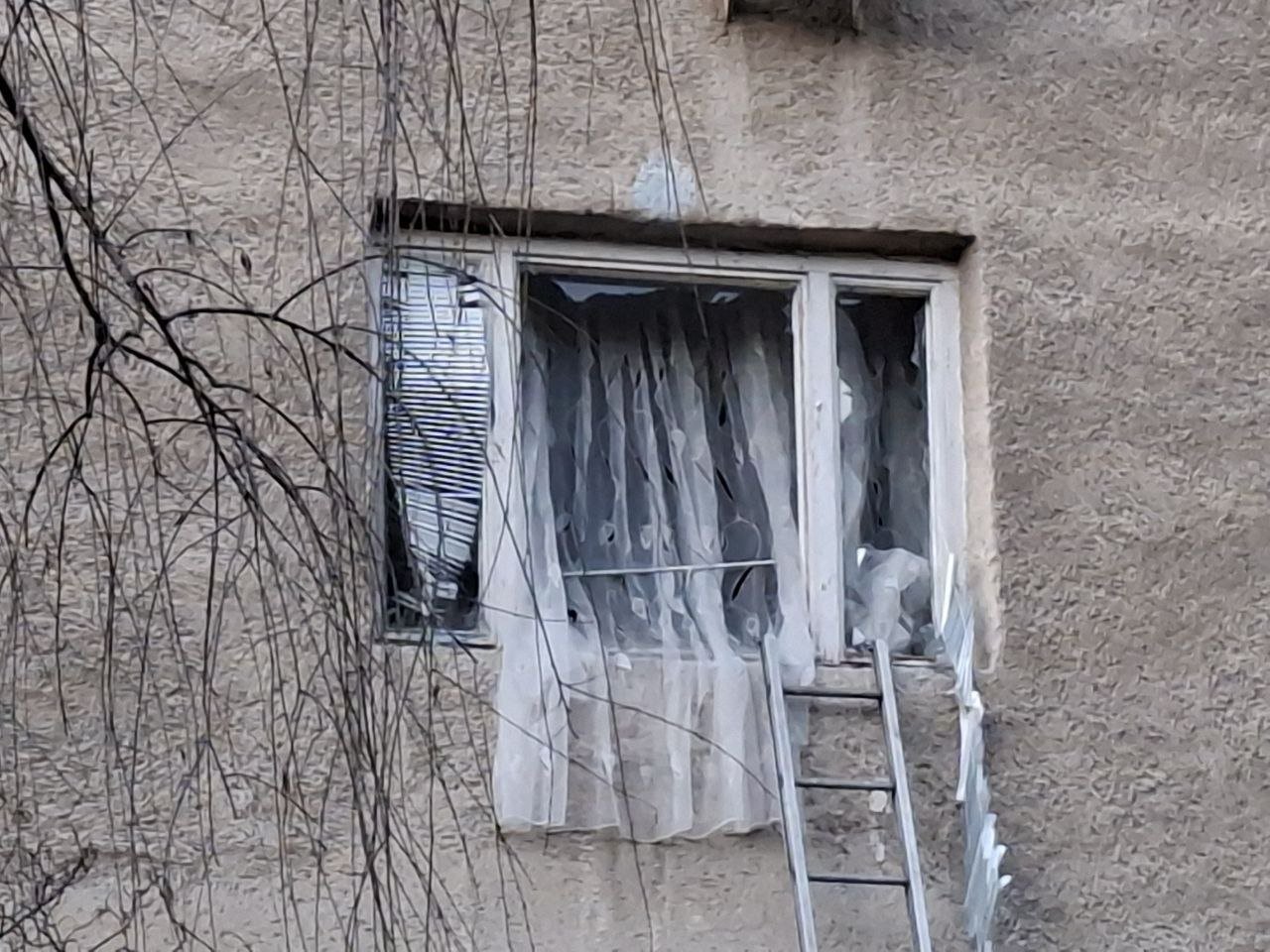 Explozie puternică într-un apartament de pe strada Albișoara: Trei persoane au fost rănite