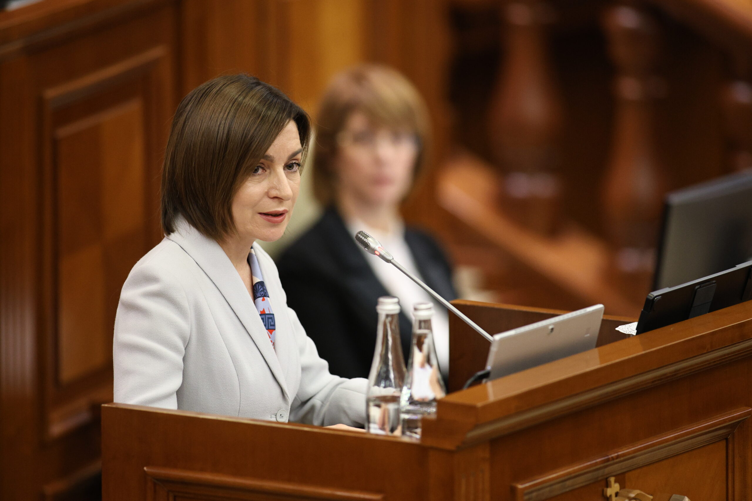 Maia Sandu, la Haga: ,,Ucraina trebuie să continue să primească un sprijin puternic și susținută”