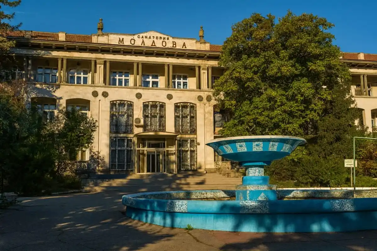 După 20 de ani de procese, Republica Moldova își recuperează sanatoriul „Moldova” din Odesa